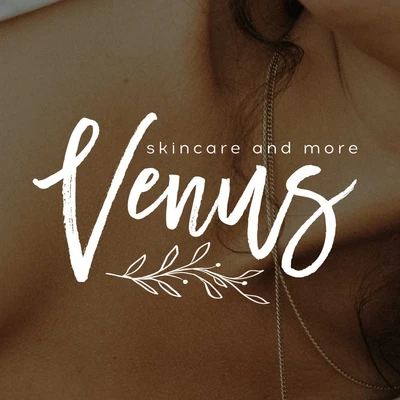 Template Earthy Toned Skincare Brand Post Design