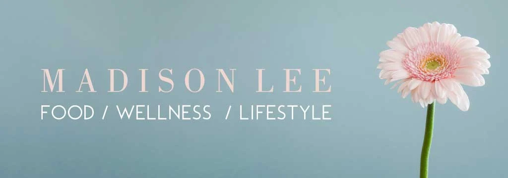 Template Soothing Blue and Pink Lifestyle Blog Header